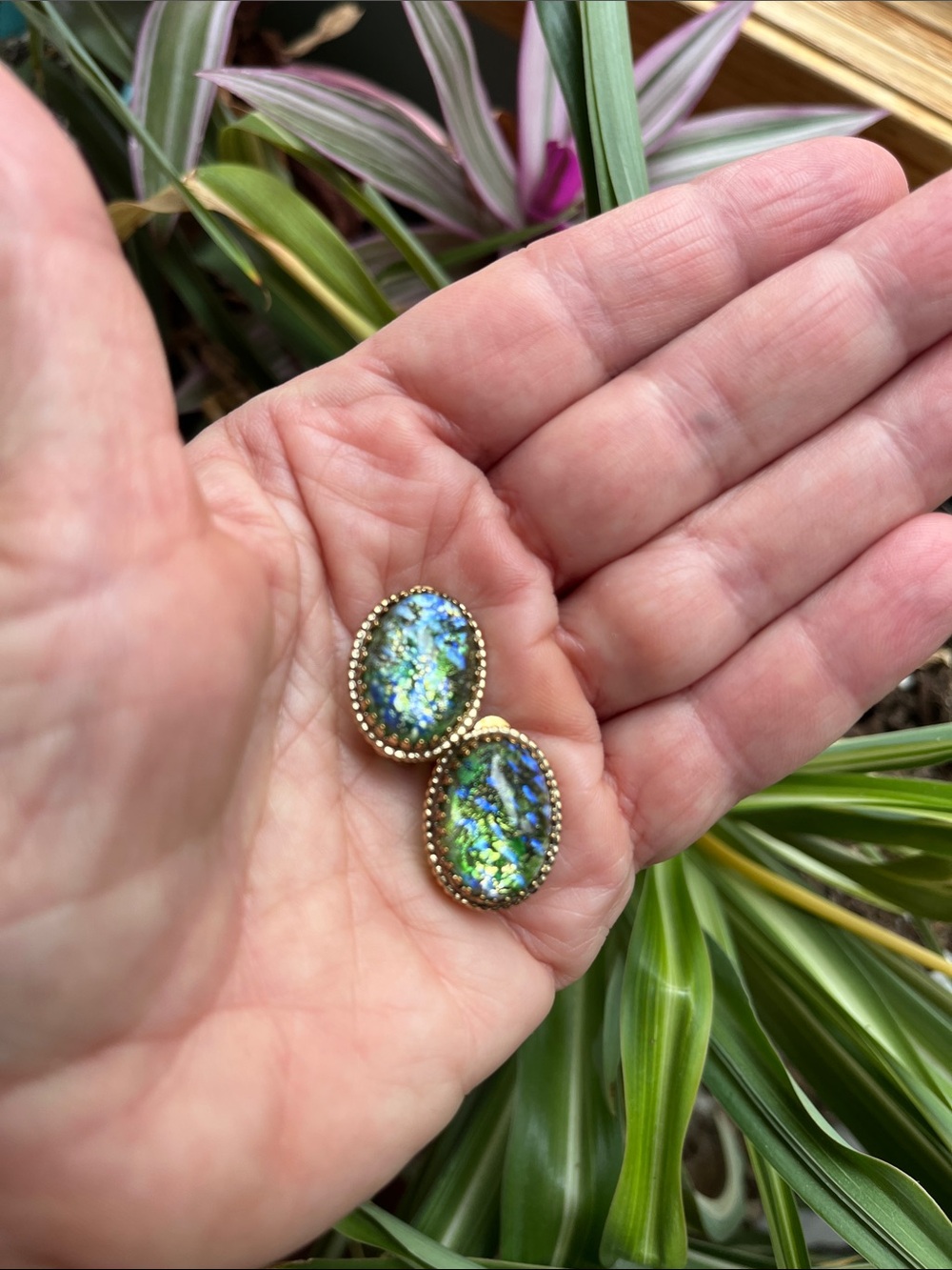 Vtg Whiting & Davis Oval Green Blue Cabochon Clip On Earrings Jelly Belly MCM